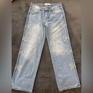 Flying Angel Wide Leg Bow Embroidered Jeans Size 7/28 Light Wash